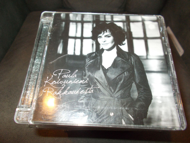 CD PAULA KOIVUNIEMI ** RAKKAUDESTA **