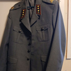 Kapteenin asetakki - pikkukuva 1