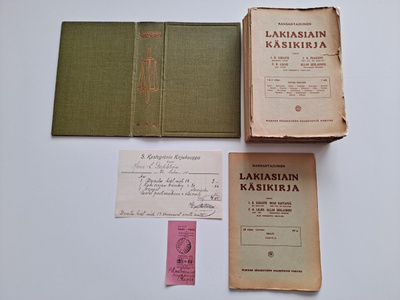 WSOY Kansantajuinen lakiasiainkäsikirja - 30 vihkoa, v. 1914