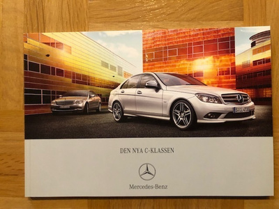 Esite Mercedes-Benz C-sarja W204 2007 100 sivua