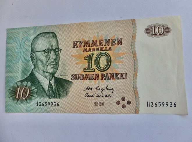 10 mk 1980 HYVÄ LÄhes Pakkasileä