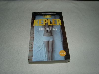 Lars Kepler Tulitodistaja -pok