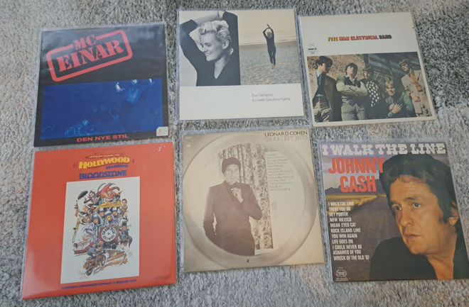 LP:levyt 6 kpl mm.johnny cash