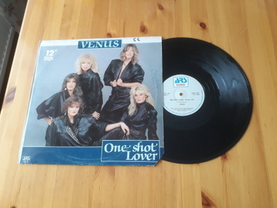Venus – One Shot Lover 12" orig 1984 Hi NRG
