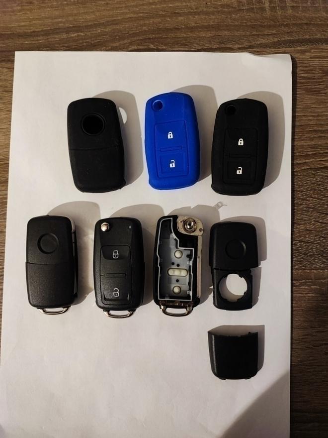 VW avaimen kuoret 1 kpl + silikooni suoja