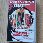 James Bond 007: Elä ja anna toisten kuolla (1973) VHS - pikkukuva 1