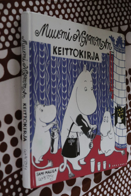 Sami Malila : Muumimamman keittokirja ( 1.p. 1993 )