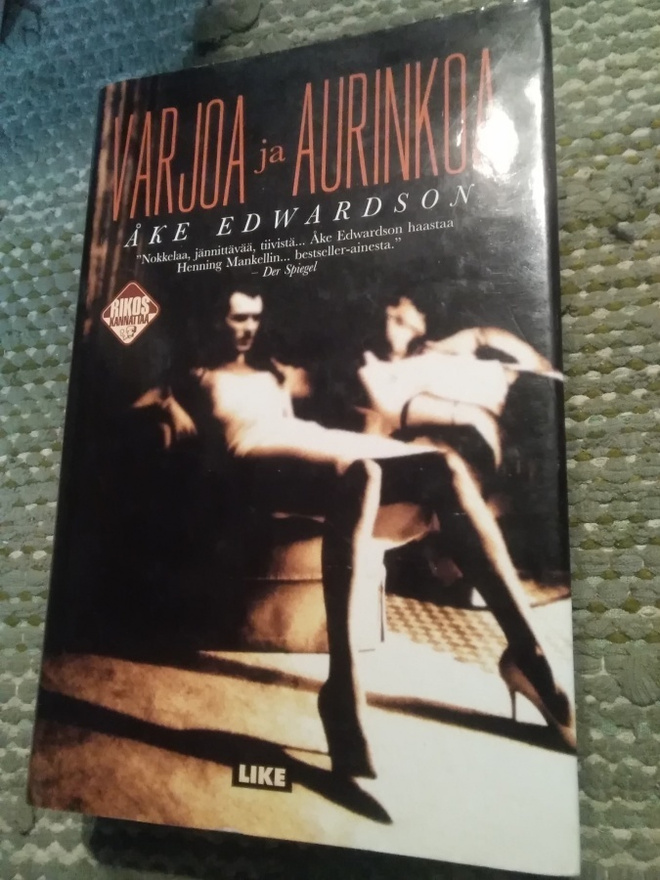 Åke Edwardson: Varjoa ja aurinkoa