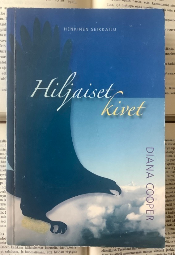 Diana Cooper - Hiljaiset kivet (nid.)