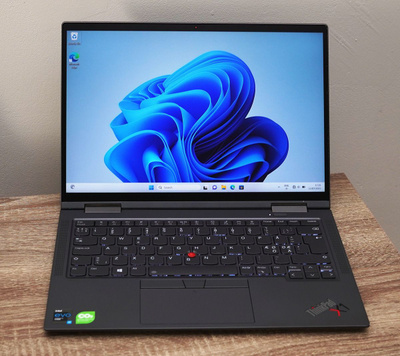 Lenovo Thinkpad X1 Yoga LIPPULAIVAMALLI + Office 2024 Pro
