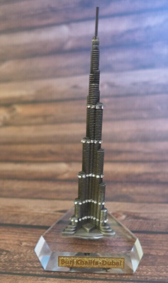 TORNI ARABIA DUBAI maailman korkein rakennus ...12cm korkea