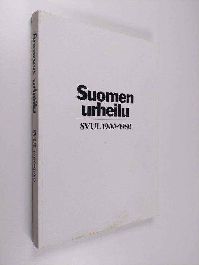 Antti O. (toim.) Arponen : Suomen urheilu : SVUL 1900-1980