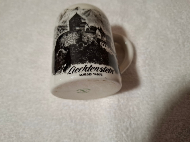 Schloss Vaduz Liechtenstein Castle Mug vintage