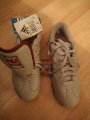 Uudet! ADIDAS Retro lenkkikengät 36,2/3 -koko.