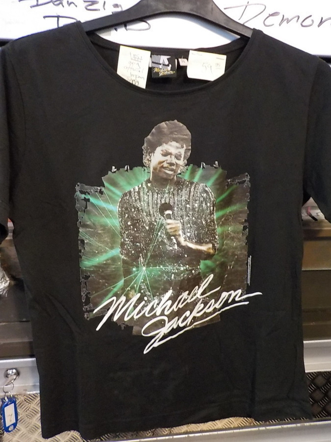 MICHAEL JACKSON UUSI OFFICIAL JAPAN T-PAITA