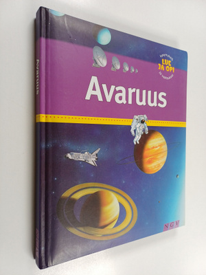 Stefan Deiters : Avaruus