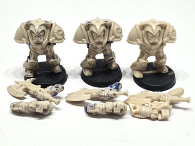WH40K - 3x Space Marines Terminator Librarian [A22]