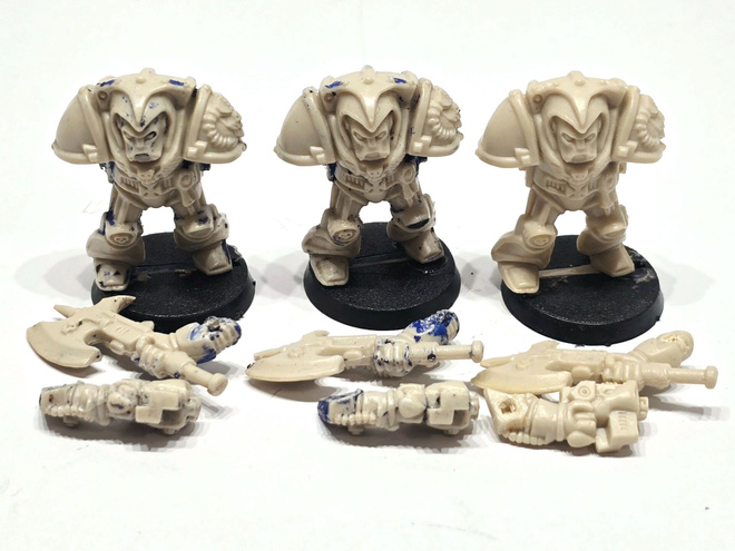 WH40K - 3x Space Marines Terminator Librarian [A22]