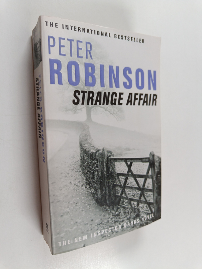 Peter Robinson : Strange affair : an inspector Banks mystery