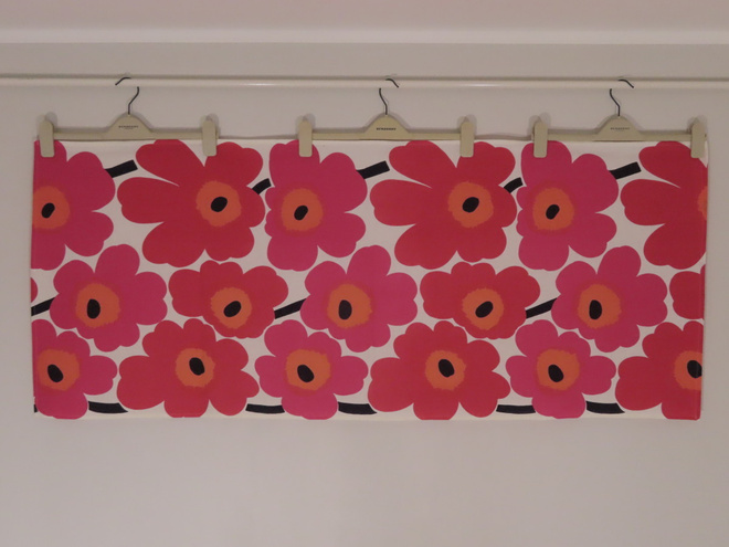 MARIMEKKO UNIKKO KANGASTA PÖYTÄLIINA 2KPL.