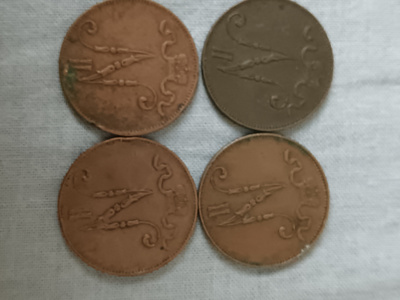 4kpl 5 penniä