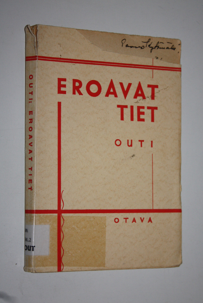 Outi : Eroavat tiet