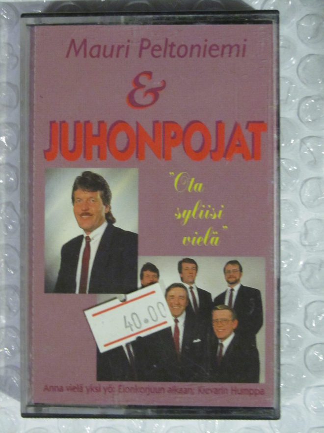 Mauri Peltoniemi & Juhonpojat • Ota syliisi vielä C-Kasetti