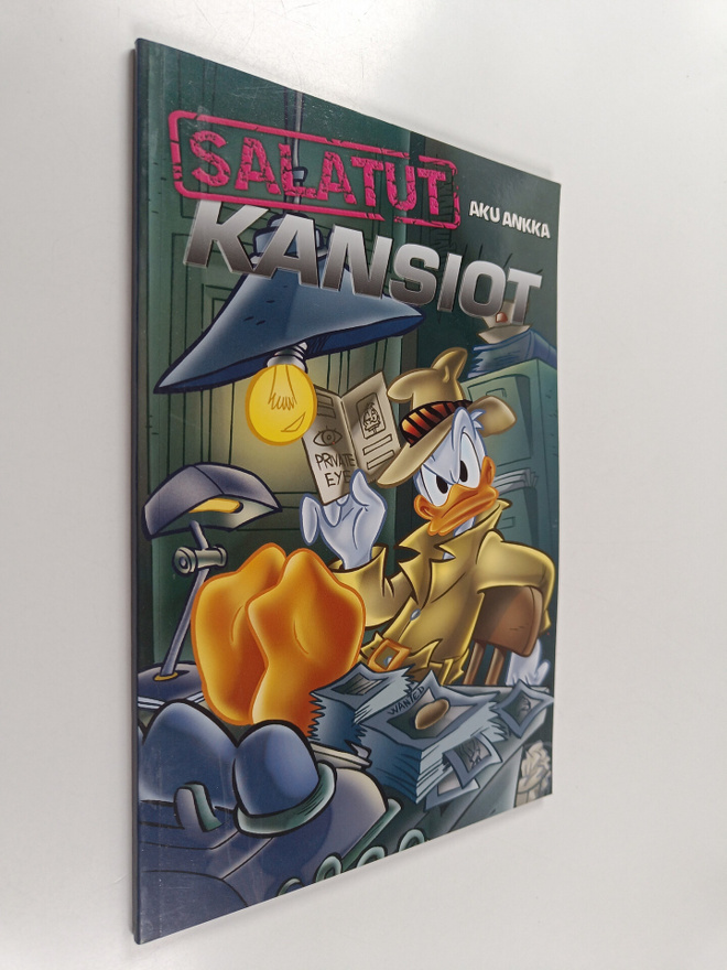 Riku ym. (toim.) Perälä : Salatut kansiot