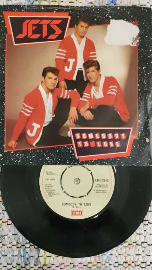 JETS -  SOMEBODY TO LOVE 7"