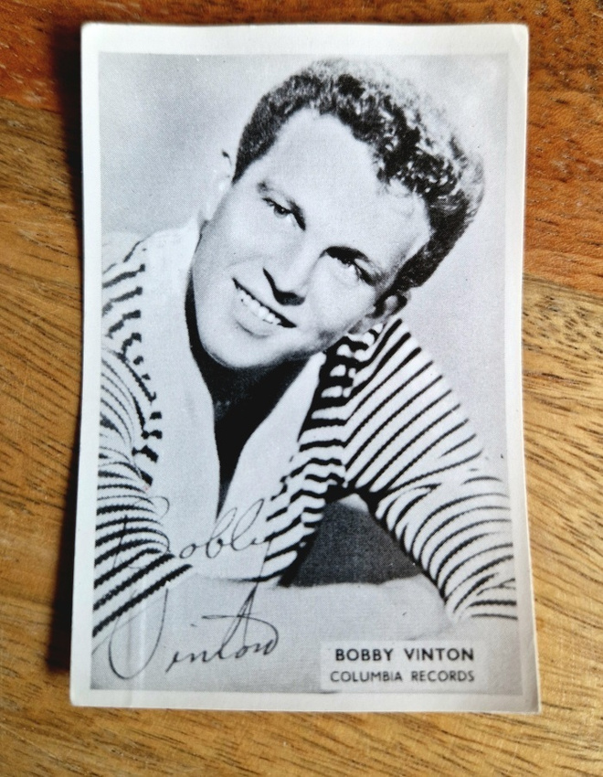 Champion Pop purkkakuva. Bobby Vinton