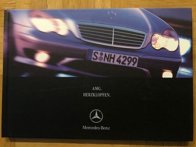 Esite Mercedes-Benz AMG mallisto 2000: E55 AMG ym