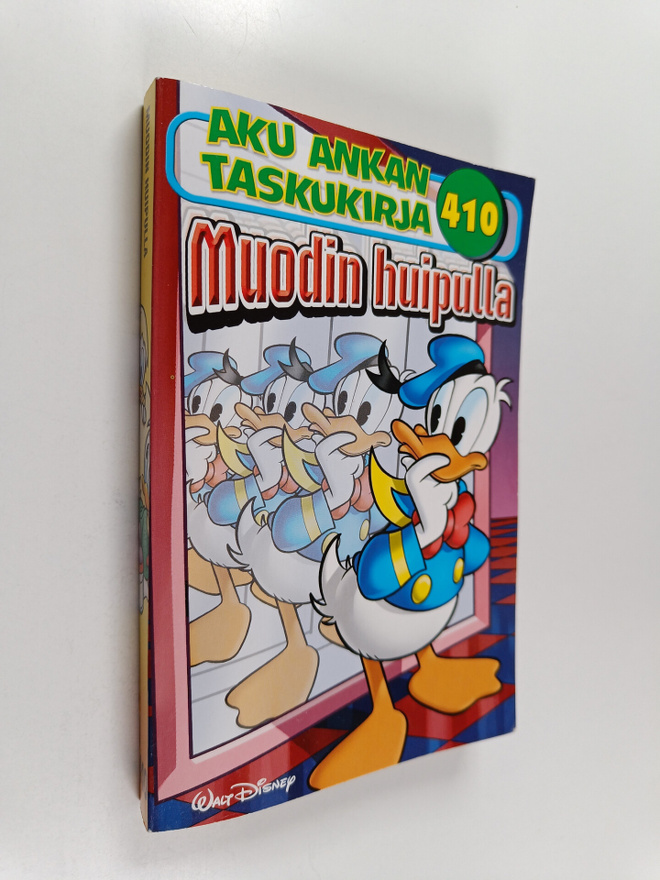 Walt Disney : Muodin huipulla