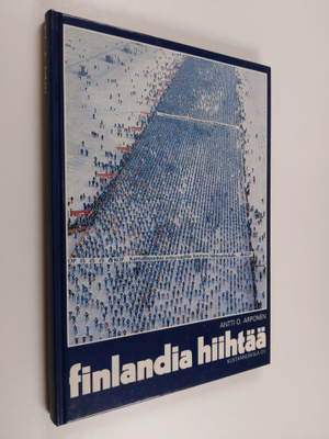 Antti O. Arponen : Finlandia hiihtää