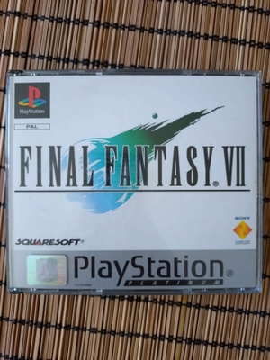 Final Fantasy VII (7) PS1 (2. levy puuttuu)