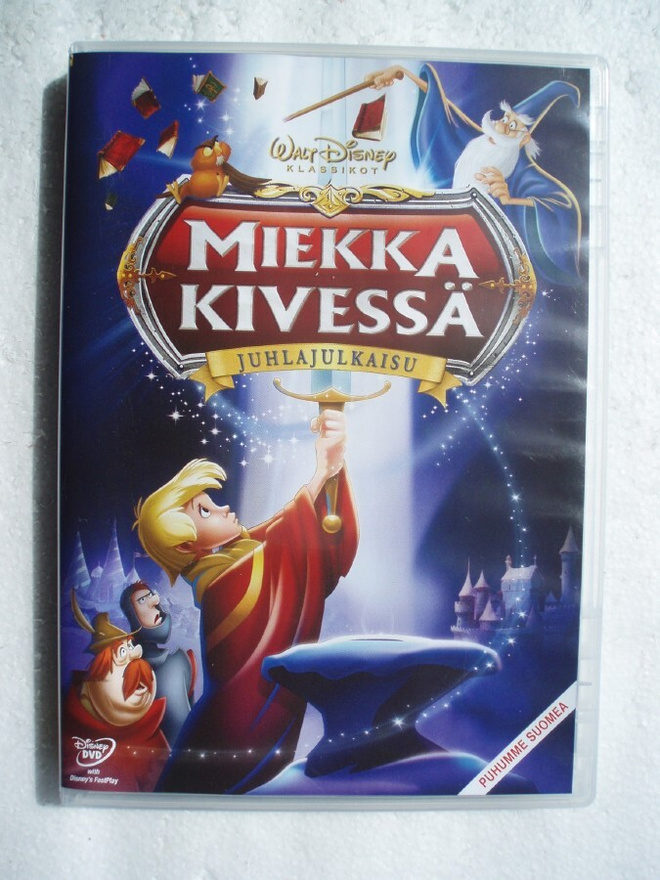 Miekka Kivessä, Disney klassikko DVD