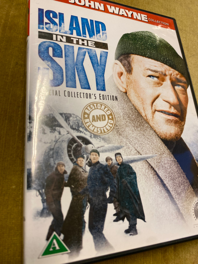 Valkoinen helvetti - Island in the sky