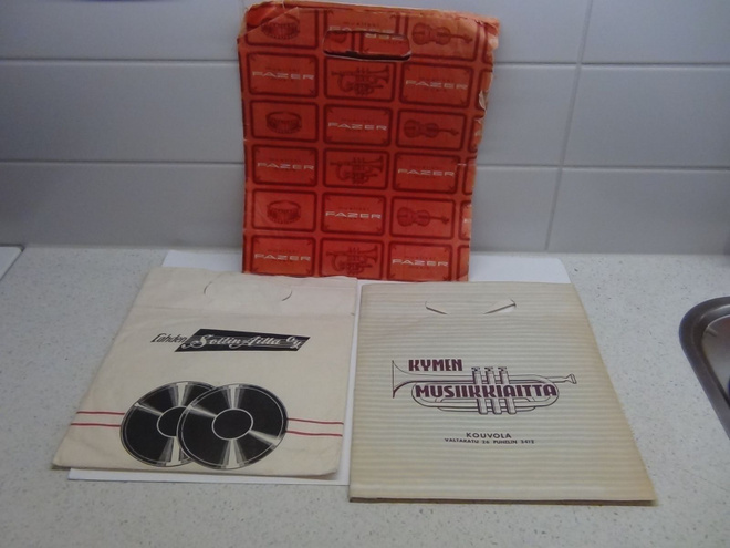 VANHOJA  LEVYPUSSEJA  3 kpl,Lahden Soitin-Aitta,Kymen Musiik