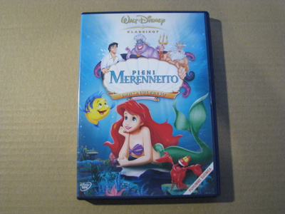 PIENI MERENNEITO ( disney )