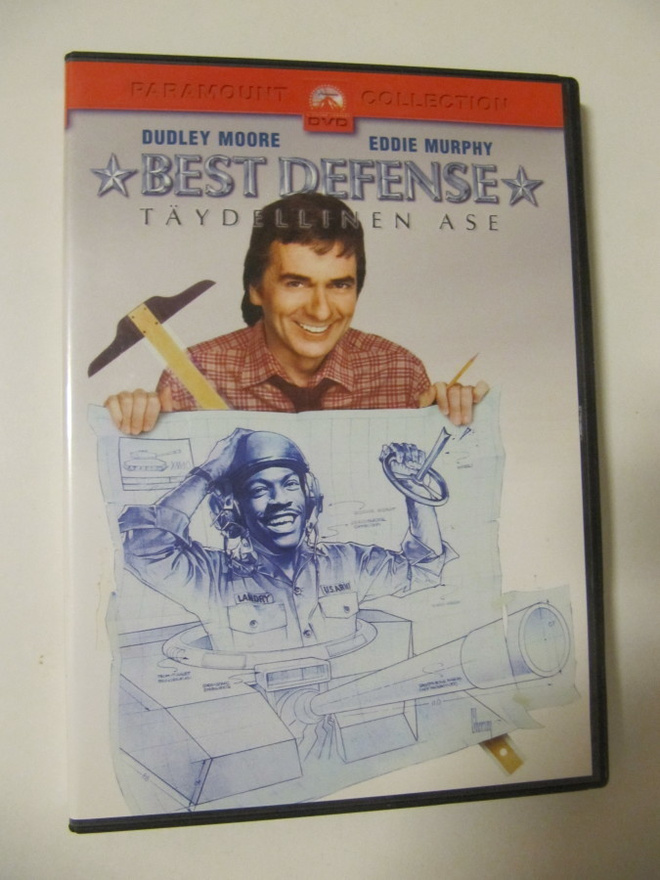 DVD Täydellinen ase - Best Defence (1984)