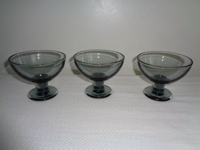 3 kpl Iittala jälkiruokakulhoa