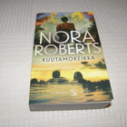 Nora Roberts Kuutamokeikka -pok - pikkukuva 1