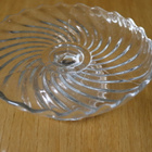 Kotimainen kierre jalallinen tarjoiluvati, kirkas 15.5 cm - pikkukuva 3