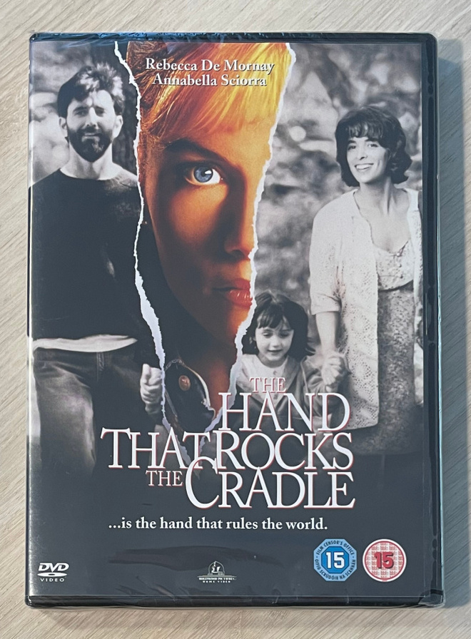 Käsi joka kehtoa keinuttaa (1992) Rebecca De Mornay (UUSI)