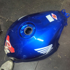 Honda CBR 1100 polttoainetankki - pikkukuva 1