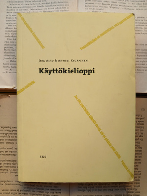 Irja Alho - Käyttökielioppi (nid.)