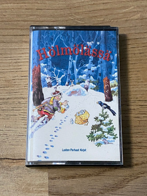 HÖLMÖLÄSSÄ - C-KASETTI