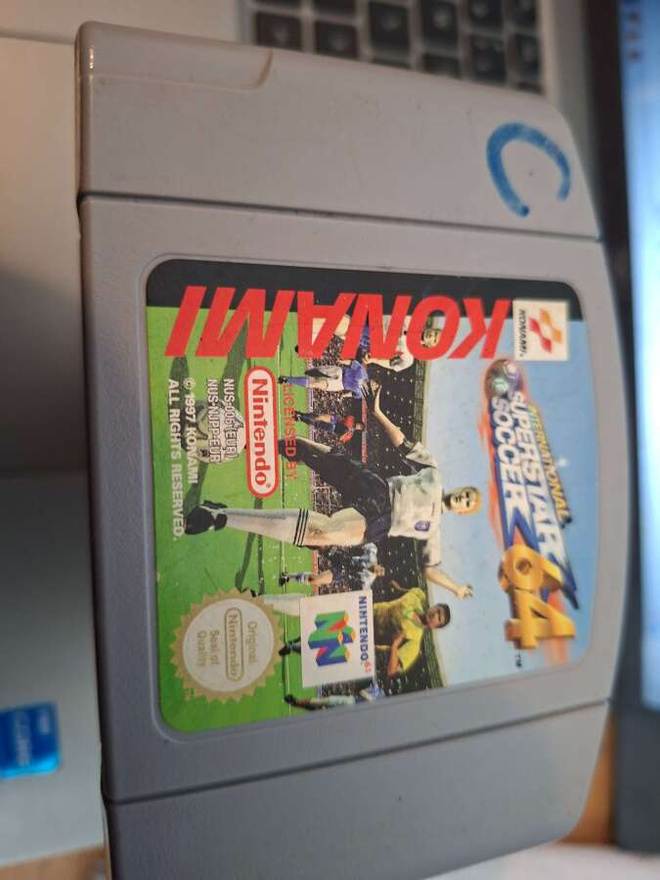 N64 International Superstar Soccer 64