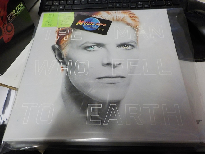 OST - THE MAN WHO FELL TO EARTH 2LP+2CD+KIRJA BOKSI