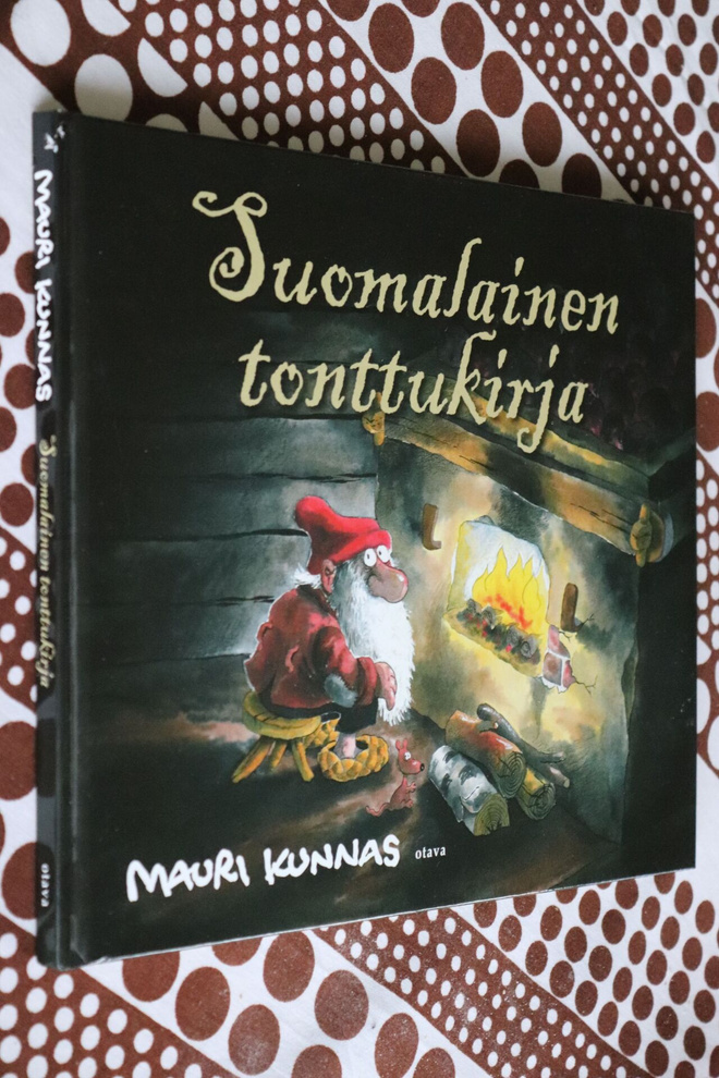 Mauri Kunnas : Suomalainen tonttukirja ( 19.p. 2012 )