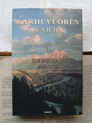 Deborah Smith - Karhuvuoren varjo (sid.)